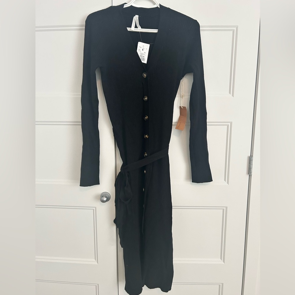 Ribbed Black Sweather Dress
